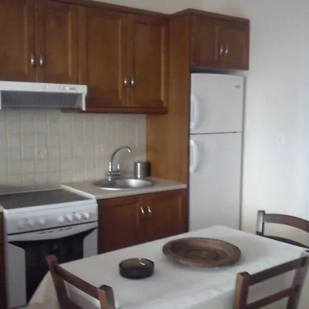 #4 Apartment Vromolithos