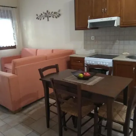 Apartamento #4 Vromolithos