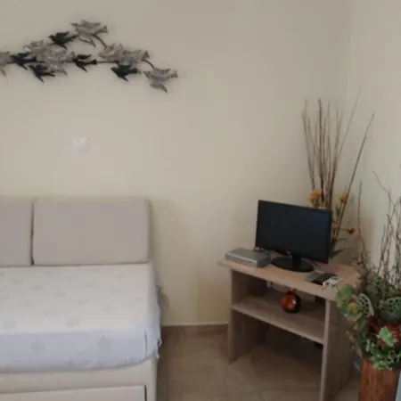 Apartamento #4 Vromolithos